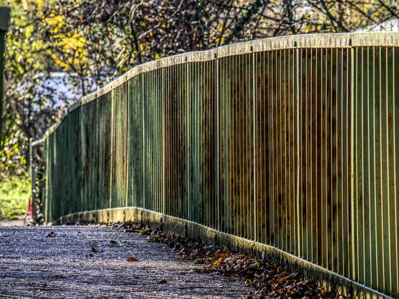 Sichtschutz Metall Rost verwittert